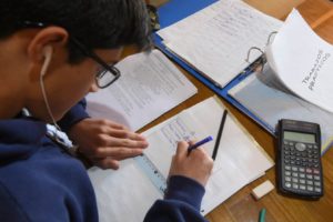 En el 2021 el Programa Acompañar llegó a 240 escuelas y más de 6.000 estudiantes