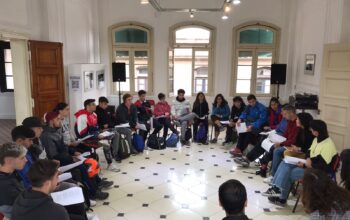 Alumnos del IES 9-008 invitan a conocer la dinámica de las Tertulias Dialógicas