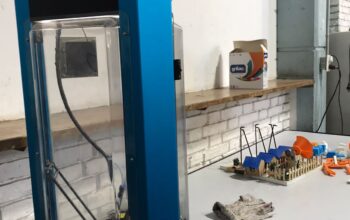 Estudiantes del IES 9-012 trabajan en la impresión 3D de prótesis médicas
