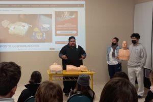 El instituto IDCSA brinda capacitaciones en salud en escuelas primarias y secundarias de Mendoza