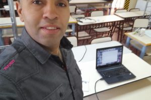 <strong><em>Estudiante y bombero: se recibió y se fue a apagar un incendio</em></strong>