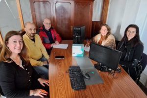 Educación Superior recibió insumos informáticos para dictar una carrera a distancia