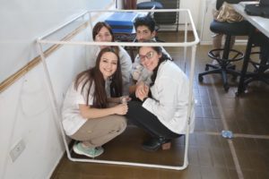 <strong><em>Docentes del IES N° 9-018 crearon un cubo gigante para trabajar secuencias didácticas en matemática y estrategias pedagógicas</em></strong>