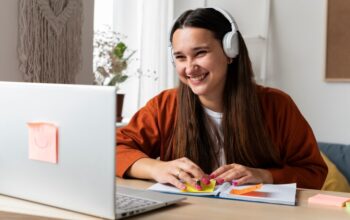 <strong><em>Educación a Distancia: crece y se amplía la oferta de gestión estatal</em></strong>