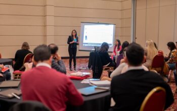 Docentes de nivel superior debaten sobre los cambios curriculares