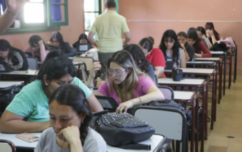 Estudiantes de nivel Superior podrán acceder a becas para formarse en carreras prioritarias