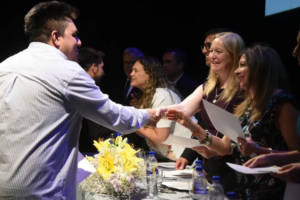 Educación e Industria: el INSUTEC celebró su acto de colación con 120 nuevos técnicos superiores en áreas estratégicas